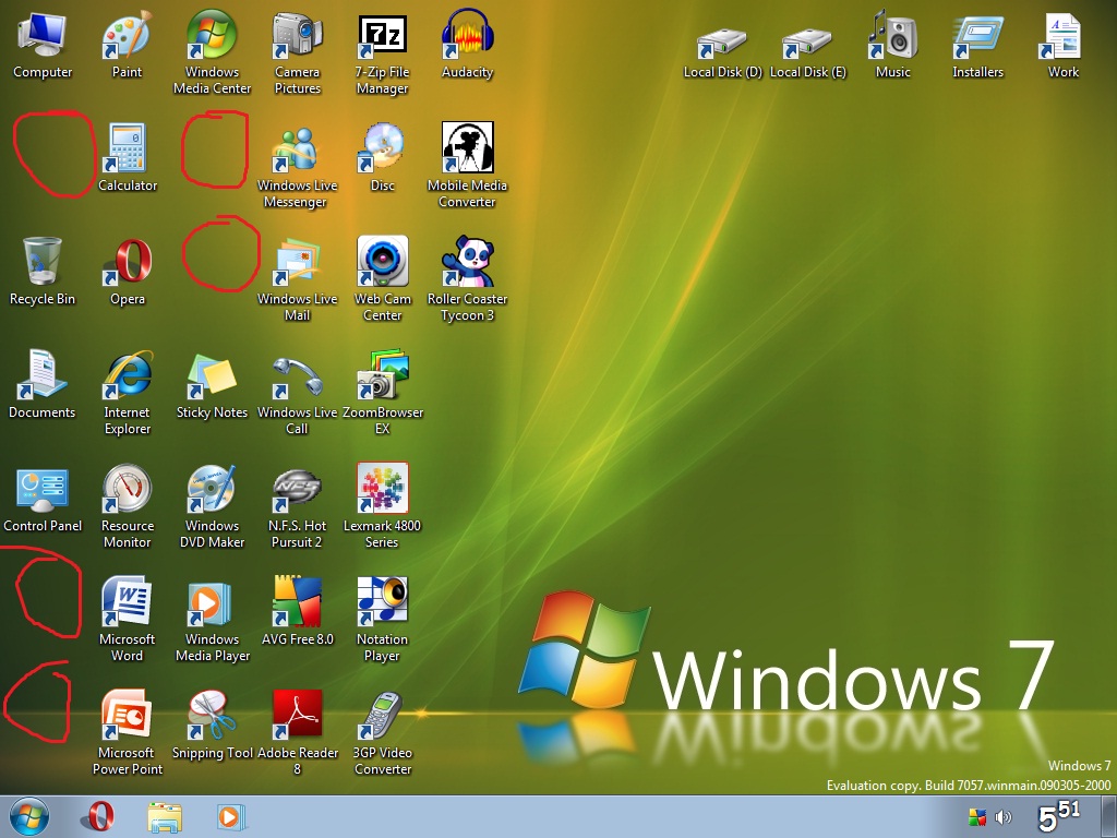 Про ярлыки. Windows 7 рабочий стол. Экран компьютера виндовс 7. Экран виндовс 7 с иконками. Рабочий стол виндовс с приложениями.